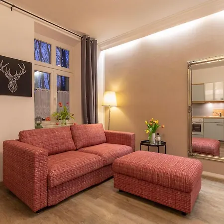 Sanssouci - Baederstilvilla Mit Individuellen Apartment *